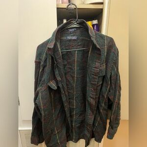 Van Heusen Winterweights Plaid button-down Flannel